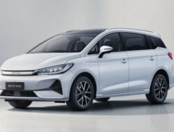7 Mobil Listrik Keluarga Terbaik: BYD M6, GAC Aion Y Plus & Lainnya
