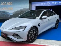 BYD Seal: Suspensi Pintar, Harga Rp750 Juta, Inovasi Canggih!