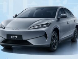 BYD e7: Sedan Listrik Irit, Harga Terjangkau, Spesifikasi Canggih