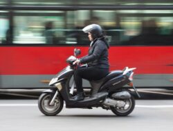 Ban Motor Goyang? 9 Penyebab Serius & Cara Mengatasinya