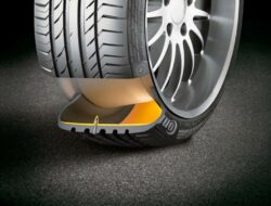 Ban Tubeless vs Self-Sealing: Unggul Mana untuk Performa Optimal?