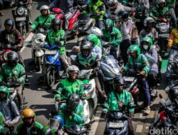Dilema Ojol: Bebas Tapi Tak Terjamin, Jam Kerja Tanpa Batas?