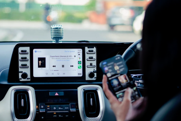 Headunit Mobil Terbaik: Audio Kualitas Tinggi atau Fitur Multimedia?