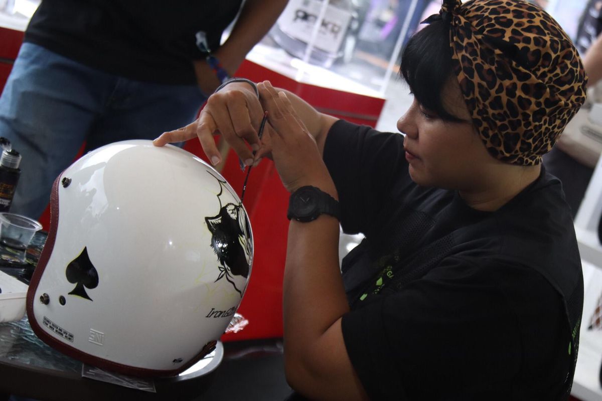 Helm Slimhead Lokal: 6 Desain Klasik & Elegan Terkini