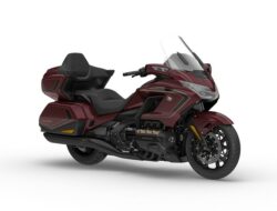 Honda Gold Wing 50 Tahun Edisi Spesial: Rp 1,1 Miliar, Layak Dipunya?
