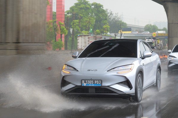 Innova Rajai Penjualan, BYD Sealion 7 Kejutkan April 2025