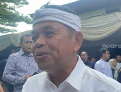 Mobil Mewah Milik Dedi Mulyadi Ganti Pelat Nomor Usai Kasus Tunggakan Pajak