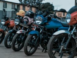 Motor Bekas Honda & Kawasaki Rp5 Jutaan? Budget Minim, Pilihan Maksimal!