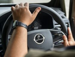Pindad dan Produsen Korea Kolaborasi Gebrak Pasar Mobil Listrik Nasional