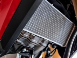 Radiator Motor Bocor? Bahaya Fatal yang Mengintai Mesin Anda