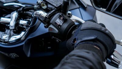 Rahasia Keselamatan Berkendara: Perawatan Rutin Mobil Anda