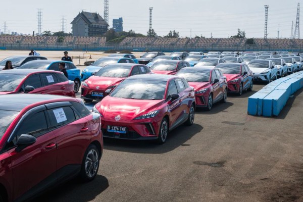 Ratusan MG Listrik Meriahkan Formula E: Aksi Spektakuler!