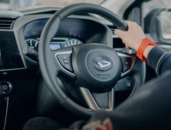 Setir Mobil Berdecit Saat Diputar? Inilah Penyebab dan Solusinya