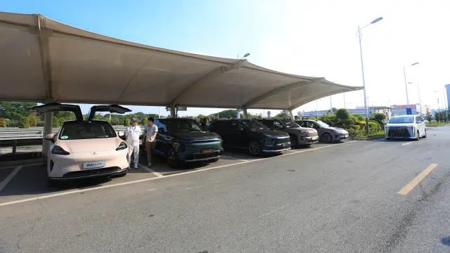 Uji Coba Eksklusif: Deretan Mobil GAC Group Terbaru
